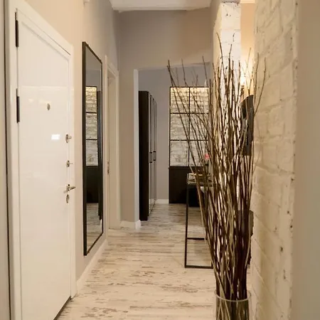 Apartment Flat With Turkish Hammam And Bar In Beyoglu