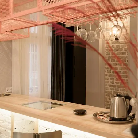 Apartment Flat With Turkish Hammam And Bar In Beyoglu Istanbul